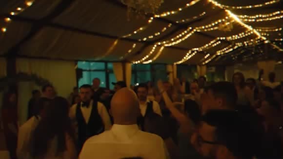 The couple's first dance